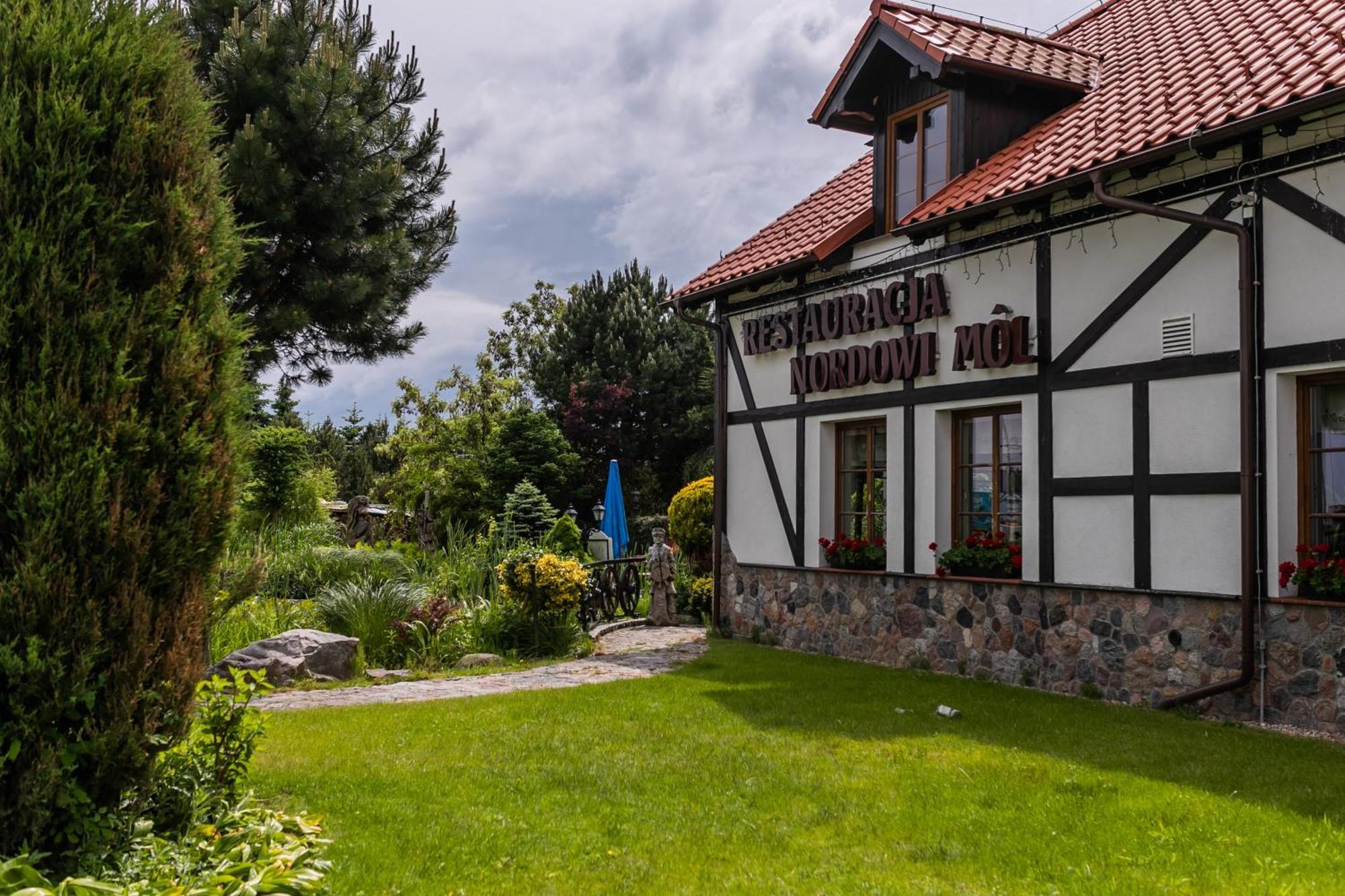 Celbowo Nordowi Dwor B&B 외부 사진